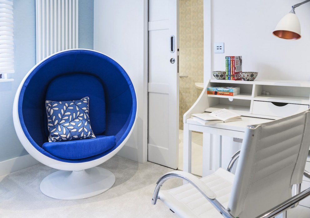 3000 sqft Townhouse - Highgate | Girls bedroom - Ball chair | Interior Designers